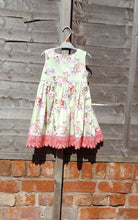 full blown rose print