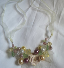 soft breeze garland necklace