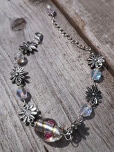 debut, daisy chain bracelet