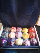 Themed sample boxes,  15 individually wrapped sample wax melts.