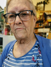 rose quartz fidget necklace & earrings worn for an 84th birthday present