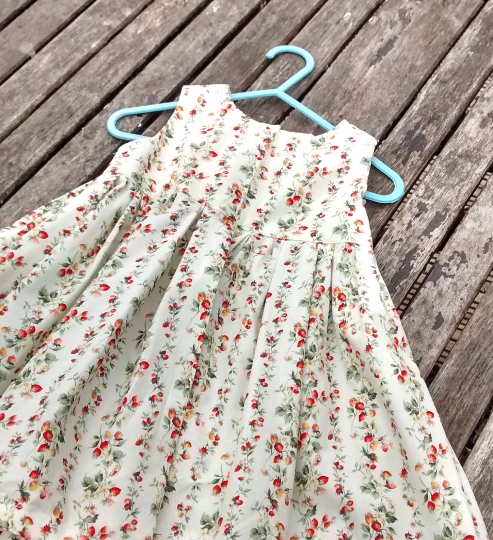 Toddler Girls dress, 100% cotton age 2 years