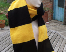 Hufflepuff Scarf, Harry Potter inspired traditional style.