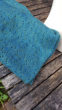 fine all over lace pattern