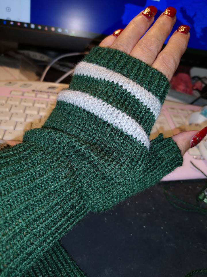 slytherin handschuhe Gryffindor fingerless gloves, arm warmers, Hogwarts, Harry Potter insp –  Designed by Phoenix
