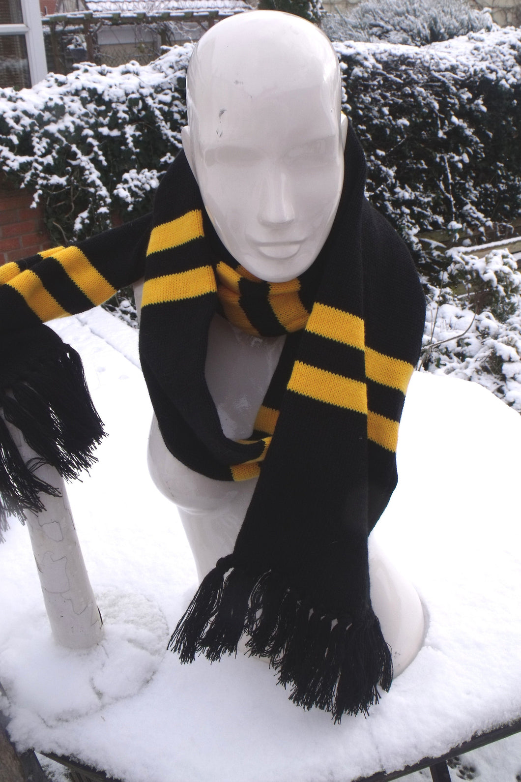 Harry potter inspired scarf, Dark Hufflepuff, style year 3 onwards