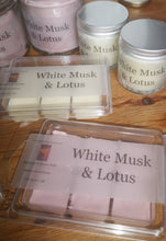 white musk and lotus melts