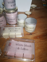white musk and lotus candles