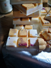 75g soy wax melt, snap bar larger size, hand poured.
