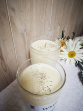 Hand poured soy wax candles & melts. White Tea,