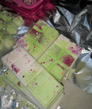 75g soy wax melt, snap bar larger size, hand poured.