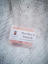 Clam shell pods, wax melts in scent intense soy wax 100g approximate weight