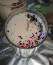300ml scented candle, soy wax 50+ hour burn,