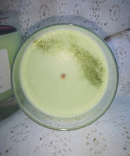 300ml scented candle, soy wax 50+ hour burn,