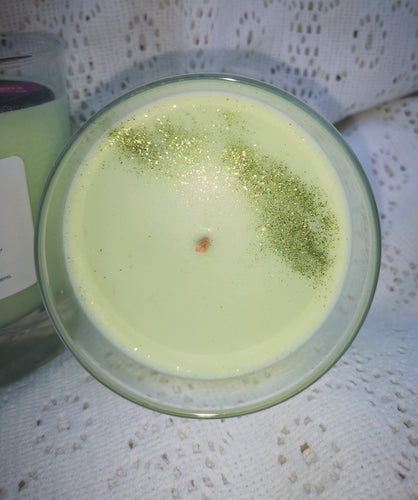 300ml scented candle, soy wax 50+ hour burn,