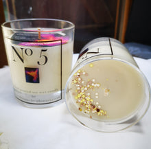 300ml scented candle, soy wax 50+ hour burn,
