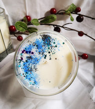 300ml scented candle, soy wax 50+ hour burn,
