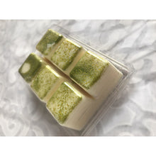Clam shell pods, wax melts in scent intense soy wax 100g approximate weight