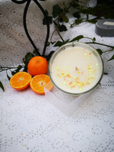 300ml scented candle, soy wax 50+ hour burn,